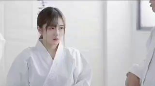电召细皮嫩肉援交妹上门女上位美乳晃荡